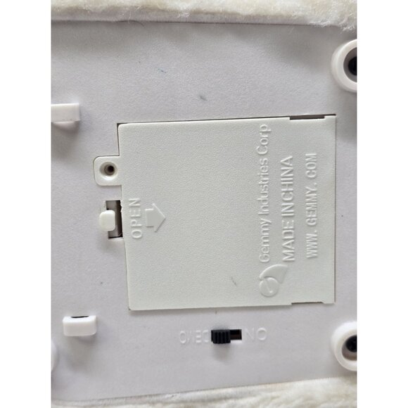 Gemmy Disney Winnie the Pooh Tigger Eeyore Christmas Sleigh Music/Motion Tested - Picture 15 of 15